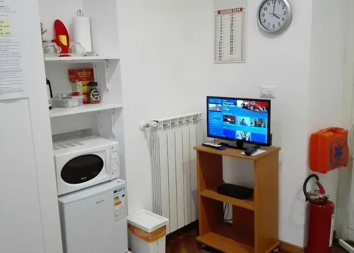 Casa de hóspedes Tiziano 67 *